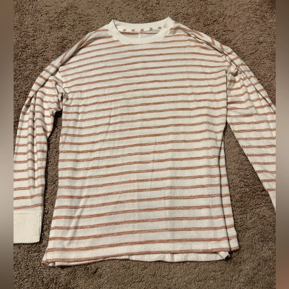 Abercrombie Soft & Cozy Top - Picture 1 of 2